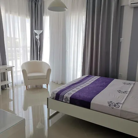 Appartement трехкомнатные в жилом комплексе Caesar D4 Flat13