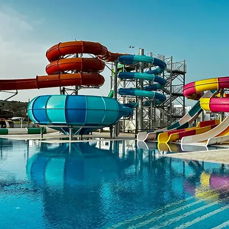 трехкомнатные в жилом комплексе Caesar D4 Flat13 Διαμέρισμα